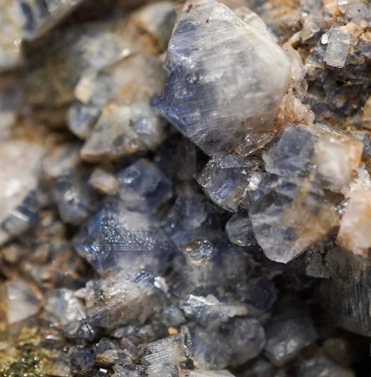 Lawsonite from Reed Station, Tiburon, Marin Co., California, USA [db_pics/pics/lp151c.jpg]