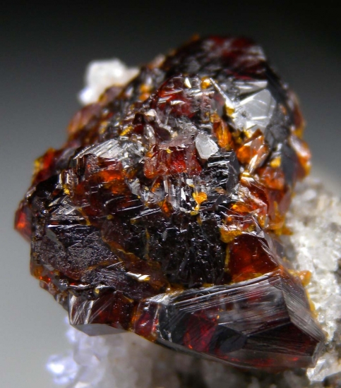 Sphalerite from Clinton, Oneida Co., New York, USA [db_pics/pics/lp158c.jpg]