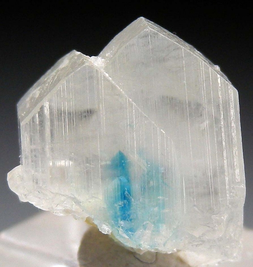 Euclase from Alto Equador, Rio Grande do Norte, Brazil [db_pics/pics/lp232c.jpg]