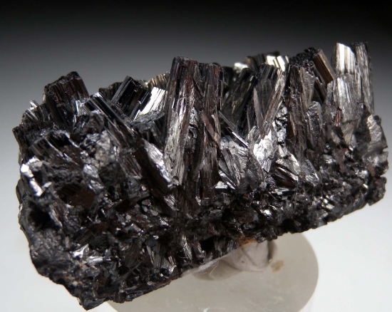 Manganite from Atikokan, Rainy River District, Ontario, Canada [db_pics/pics/lp238b.jpg]