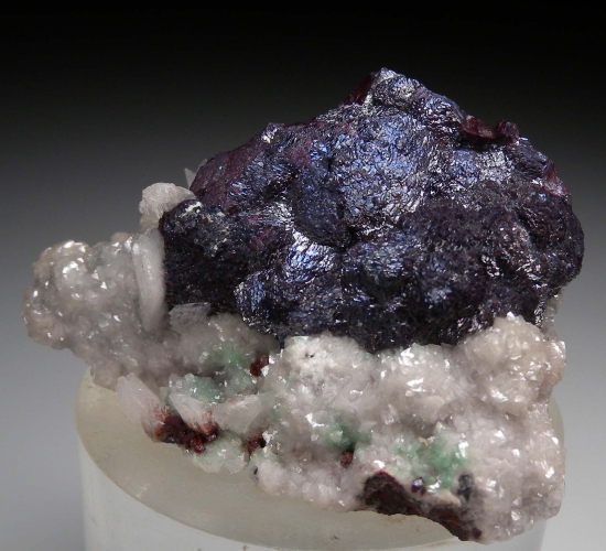 Cuprite from Tsumeb, Namibia [db_pics/pics/lp241c.jpg]