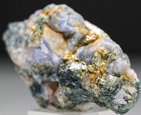 Lawsonite from Reed Station, Tiburon, Marin Co., California, USA [db_pics/pics/lp311b.jpg]