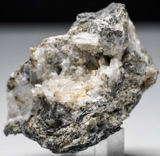 Thomsonite from Staging Area 1, Clear Creek, San Benito Co., California, USA [db_pics/pics/lp337c.jpg]