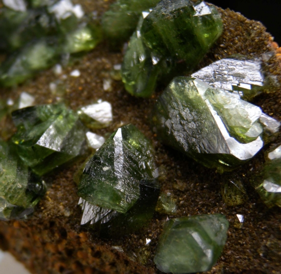 Ludlamite from Cabeca do Cachorro claim, Sao Gabriel da Cachoeira, Amazonas, Brazil [db_pics/pics/lp586c.jpg]