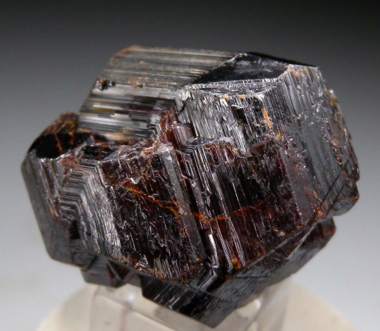 Rutile from Magnet Cove, Hot Spring County, Arkansas, USA [db_pics/pics/lp602b.jpg]