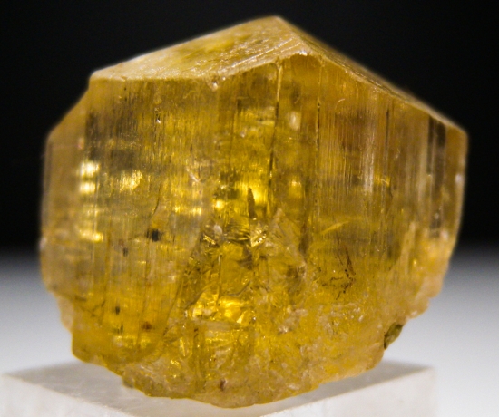 Scapolite from Morogoro, Tanzania [db_pics/pics/lp732b.jpg]