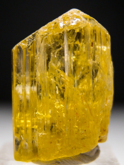 Scapolite from Morogoro, Tanzania [db_pics/pics/lp738a.jpg]