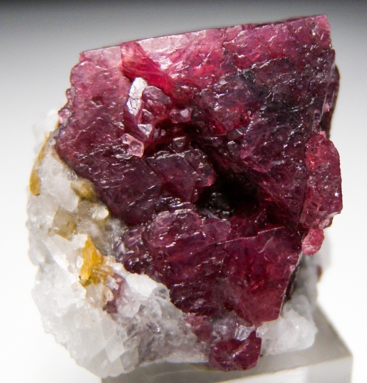 Spinel from Mahenge, Morogoro, Tanzania [db_pics/pics/lp743b.jpg]