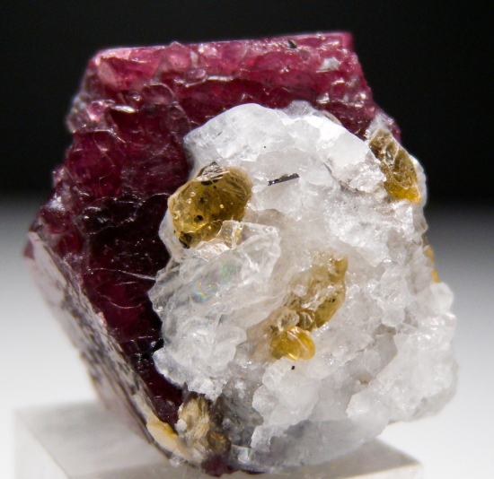 Spinel from Mahenge, Morogoro, Tanzania [db_pics/pics/lp743c.jpg]