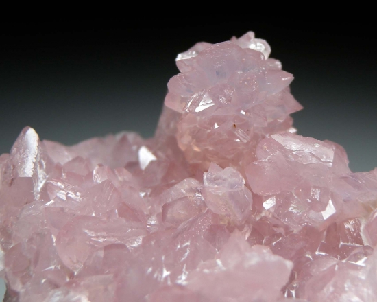 Datolite from N'Chwanning II Mine, Northern Cape Prov., South Africa [db_pics/pics/lp780b.jpg]