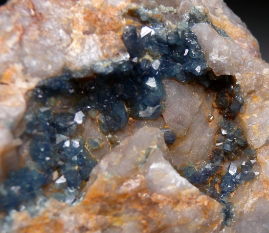 Scorodite from Hemerdon Mine, Pympton, Devon, England [db_pics/pics/lp785b.jpg]