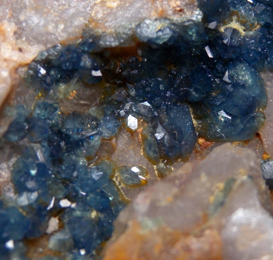 Scorodite from Hemerdon Mine, Pympton, Devon, England [db_pics/pics/lp785c.jpg]