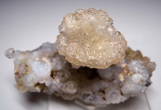 Hyalite Opal from Aguascalientes, Mexico [db_pics/pics/lp802a.jpg]