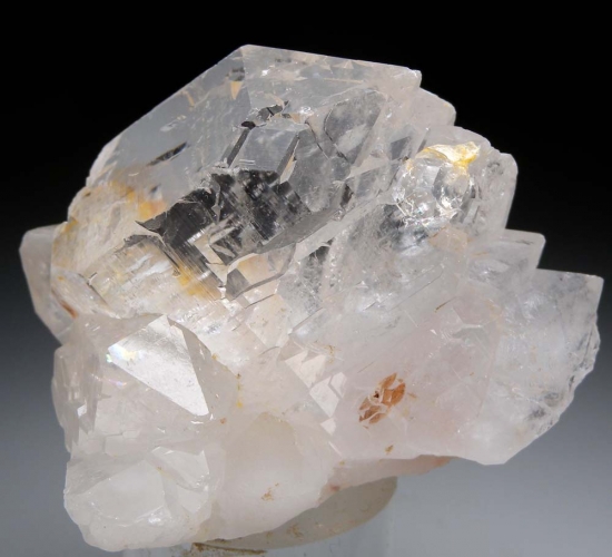 Quartz gwindel from Shalman Valley, Khyber Agency, Pakistan [db_pics/pics/lp872b.jpg]