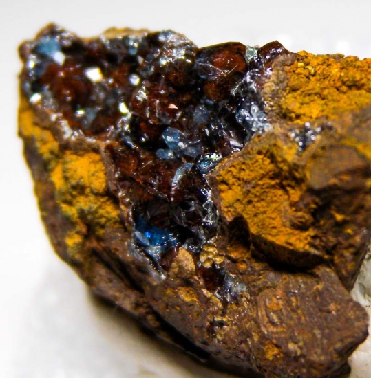 Scorodite from Mina Oujela, Mapimi, Durango, Mexico [db_pics/pics/lp912d.jpg]