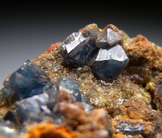 Scorodite from Mina Oujela, Mapimi, Durango, Mexico [db_pics/pics/lp915b.jpg]