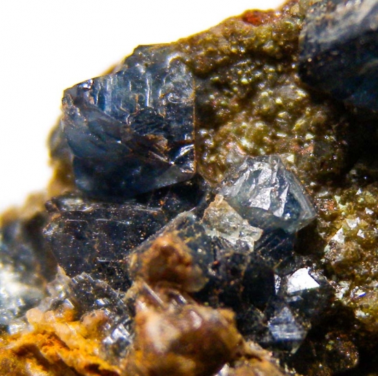 Scorodite from Mina Oujela, Mapimi, Durango, Mexico [db_pics/pics/lp915e.jpg]