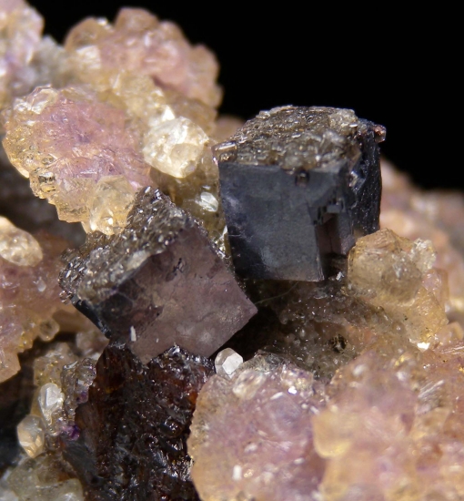 Fluorite, Galena, Sphalerite, Calcite from Elmwood Mine, Carthage, Tennessee, USA [db_pics/pics/mk119e.jpg]