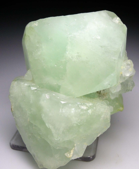 Datolite from First Sovietskiy Mine, Dal'negorsk, Primorskiy Kray, Russia [db_pics/pics/mk127a.jpg]