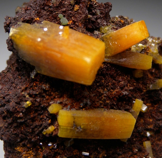 Wulfenite from Ojuela Mine, Mapimi, Durango, Mexico [db_pics/pics/mk182b.jpg]