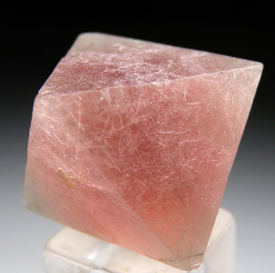 Fluorite from Huanggang Mine, Inner Mongolia, China [db_pics/pics/mk217a.jpg]