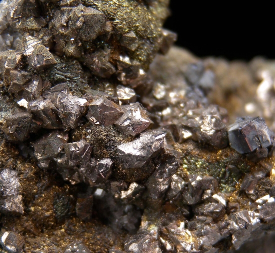 Siegenite, Galena on Marcasite from Buick Mine, Reynolds Co., Missouri, USA [db_pics/pics/mk222c.jpg]