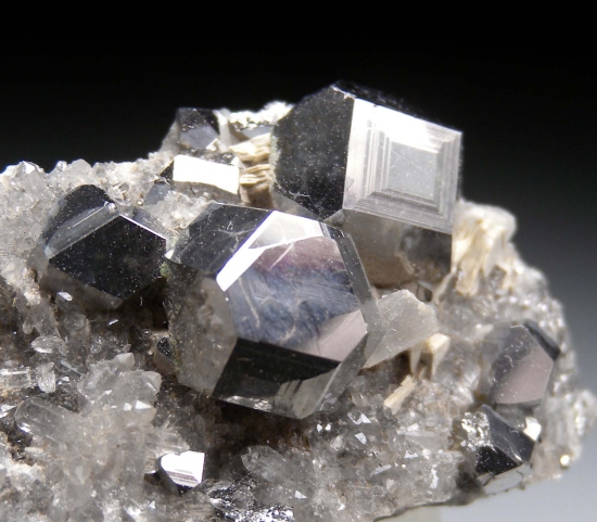 Carrollite from Kamoya South Mine, Kambove, Katanga, DR Congo [db_pics/pics/mk283c.jpg]