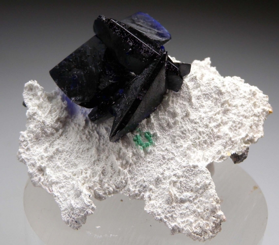 Azurite from Volborthite Pocket, Milpillas Mine, Cuitaca, Sonora, Mexico [db_pics/pics/mk445a.jpg]