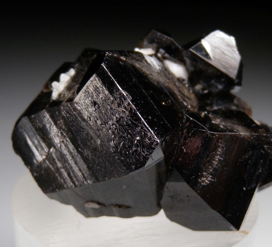 Cassiterite from Viloco Mine, La Paz, Bolivia [db_pics/pics/mk493b.jpg]
