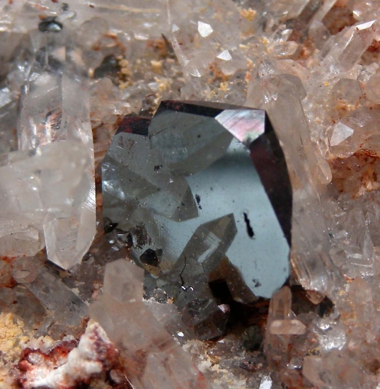 Hematite with Quartz from Veta Grande, Quartzite, Dome Rock Mtns., La Paz Co., Arizona, USA [db_pics/pics/mk524c.jpg]