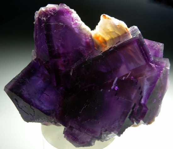 Fluorite with Barite from Los Cobayos Valdelmar, Berbes, Asturias, Spain [db_pics/pics/mk539d.jpg]