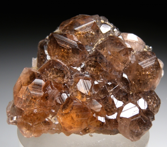 Grossular from Jeffrey Mine, Asbestos, Quebec, Canada [db_pics/pics/mk583a.jpg]