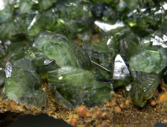 Ludlamite from CabeÃ§a do Cachorro claim, Sao Gabriel da Cachoeira, Amazonas, Brazil [db_pics/pics/mk608d.jpg]