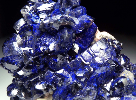 Azurite from Milpillas Mine, Cuitaca, Sonora, Mexico [db_pics/pics/mk640b.jpg]