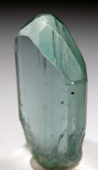 Apatite from Merelani Hills, Arusha, Tanzania [db_pics/pics/mk681b.jpg]