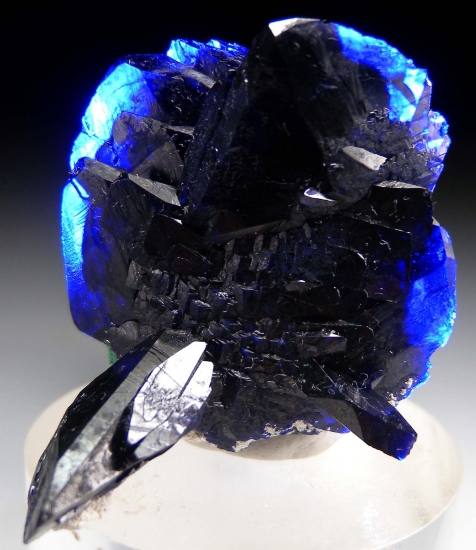 Azurite from Volborthite Pocket, Milpillas Mine, Cuitaca, Sonora, Mexico [db_pics/pics/mk813c.jpg]