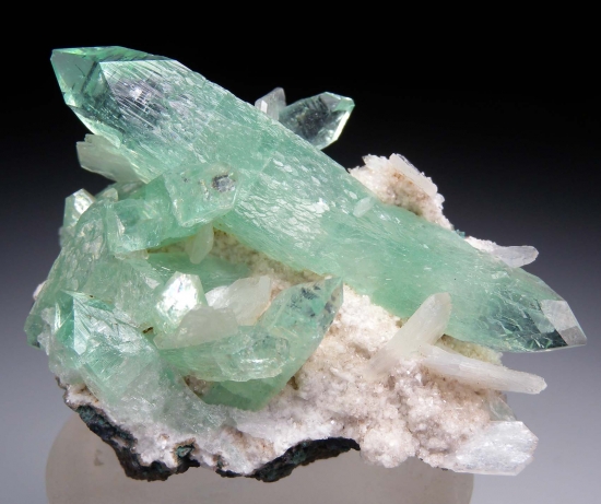 Apophyllite with Stilbite from #2 Quarry, Pashan, Pune District, India [db_pics/pics/mk937a.jpg]