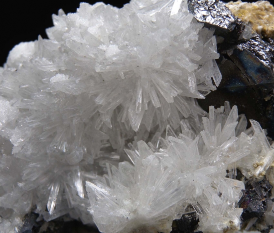 Olshanskyite, Andradite, Roweite from Shijiangshan Mine, Chifeng City, Inner Mongolia, China [db_pics/pics/mk971d.jpg]