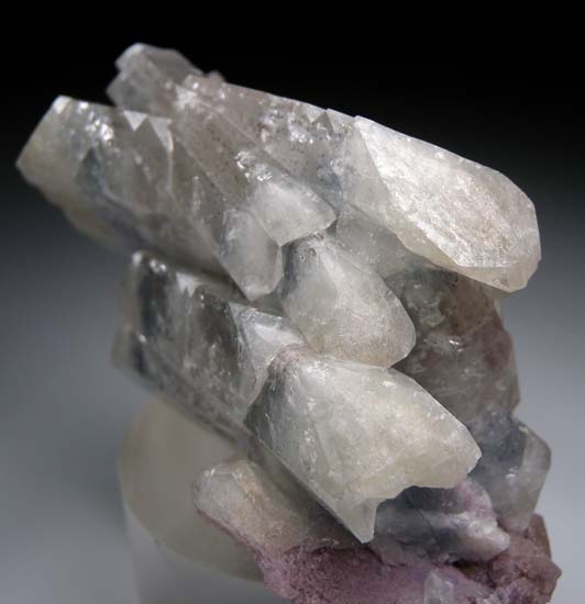 Celestite with Fluorite from Dundas Quarry, West Flamborough Township, Wentworth Co., Ontario, Canada [db_pics/pics/mm122b.jpg]