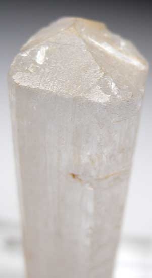 Natrolite from Chimney Rock Quarry, Boundbrook, New Jersey [db_pics/pics/na122b.jpg]