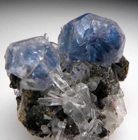 Fluorite on Quartz from Sweet Home Mine, Alma, Colorado [db_pics/pics/na157b.jpg]