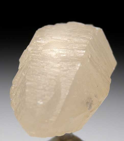 Witherite from Cave-in-Rock, Hardin Co., Illinois [db_pics/pics/na180b.jpg]