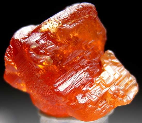 Spessartine from Hercules Dike, Ramona, San Diego Co., California [db_pics/pics/na241a.jpg]