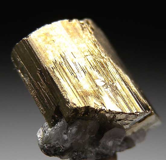 Cubanite from Henderson #2 Mine, Chibougamau, Quebec, Canada [db_pics/pics/na252c.jpg]