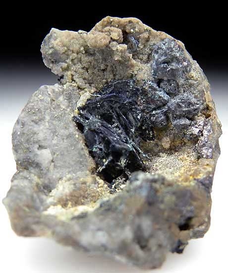 Covellite from Leonard Mine, Butte, Silverbowe Co., Montana [db_pics/pics/na460a.jpg]