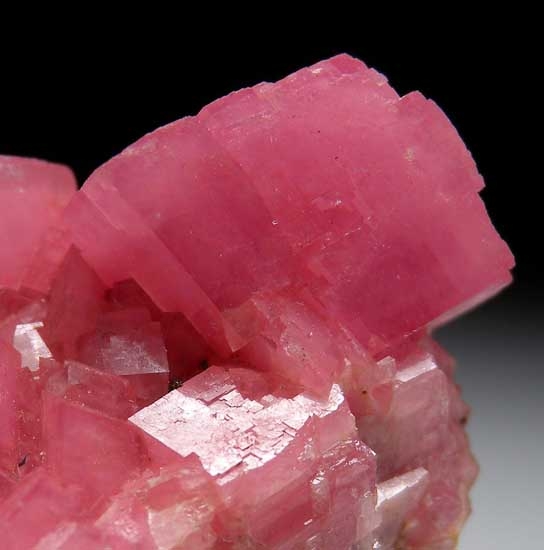 Rhodochrosite from Emma Mine, Butte, Silver Bow Co., Montana [db_pics/pics/na519c.jpg]