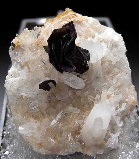 Covellite from Leonard Mine, Butte, Montana [db_pics/pics/na544a.jpg]