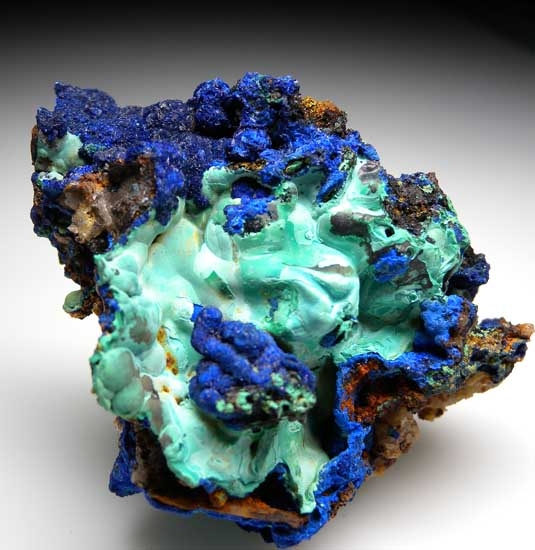 Azurite with Malachite from Lillyama Mine, Pilot HIll, El Dorado Co., California [db_pics/pics/na953a.jpg]