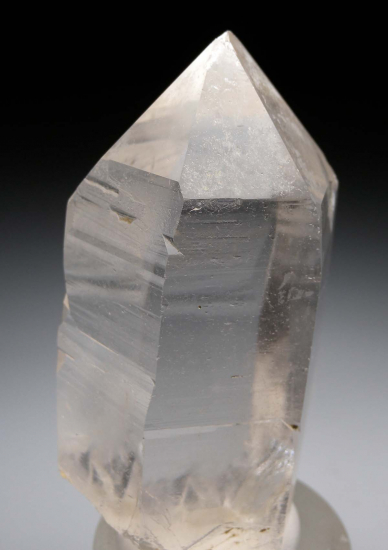 Quartz from Mondo Mine, Mondo, Kishapu District, Shinyanga Region, Tanzania [db_pics/pics/p169b.jpg]