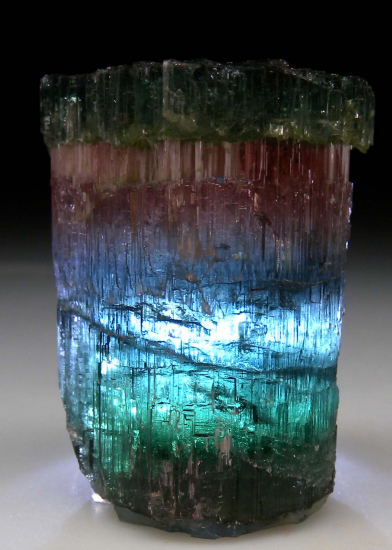 Tourmaline from Pederniera Mine, Minas Gerais, Brazil [db_pics/pics/p172c.jpg]